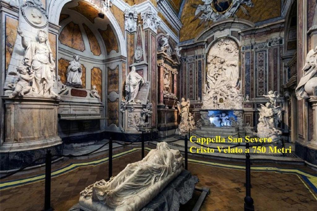 La Dimora Dei Sogni Sedil Capuano Home Suite Napoli Bagian luar foto