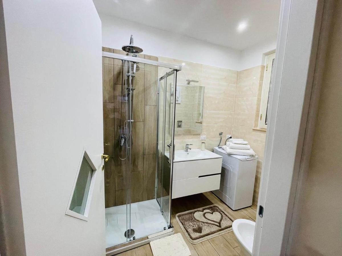 La Dimora Dei Sogni Sedil Capuano Home Suite Napoli Bagian luar foto