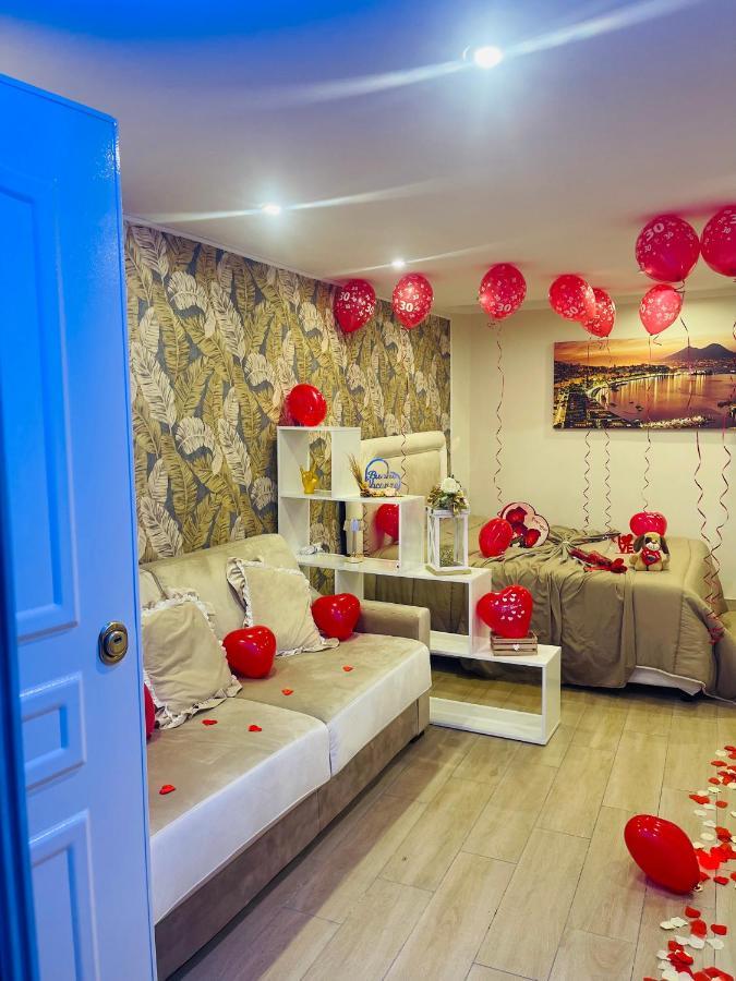 La Dimora Dei Sogni Sedil Capuano Home Suite Napoli Bagian luar foto