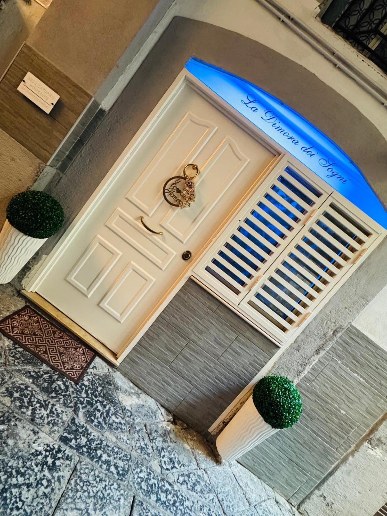 La Dimora Dei Sogni Sedil Capuano Home Suite Napoli Bagian luar foto